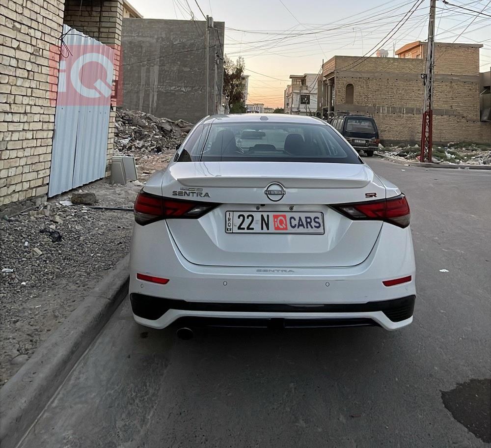 نيسان سنترا